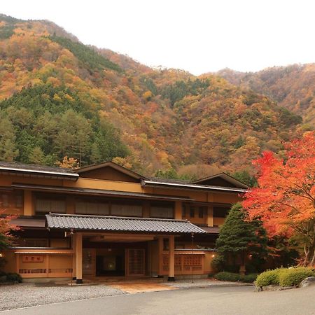 Hotel Nishiyama Onsen Keiunkan à Hayakawa Extérieur photo
