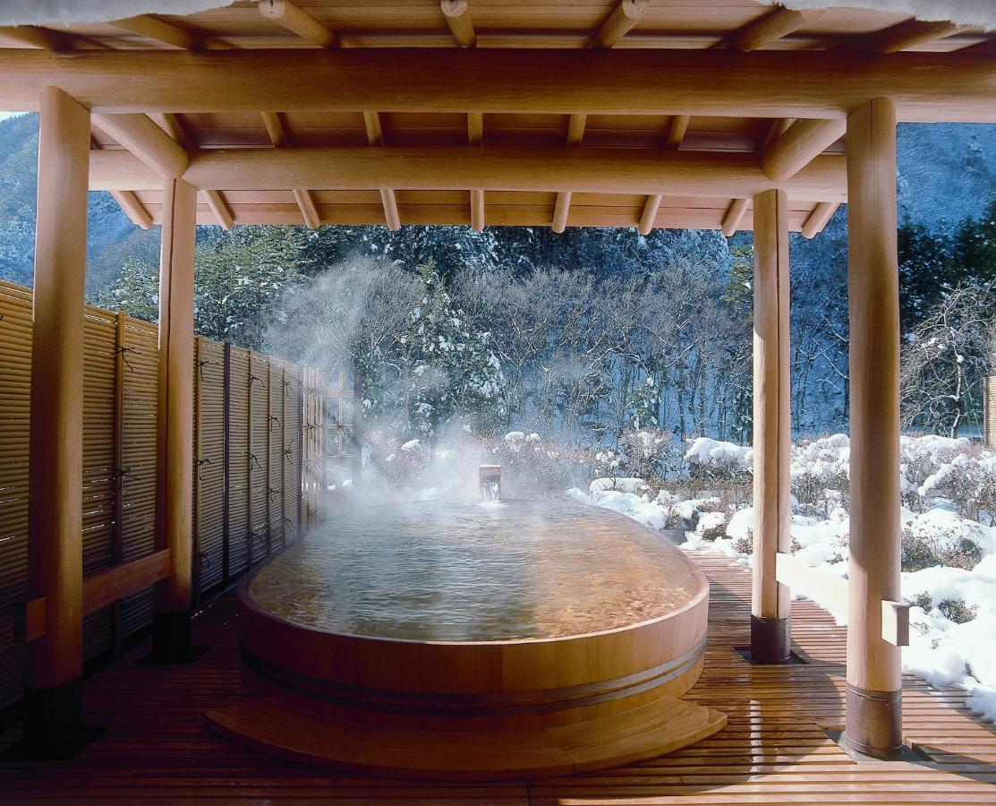 Hotel Nishiyama Onsen Keiunkan à Hayakawa Extérieur photo